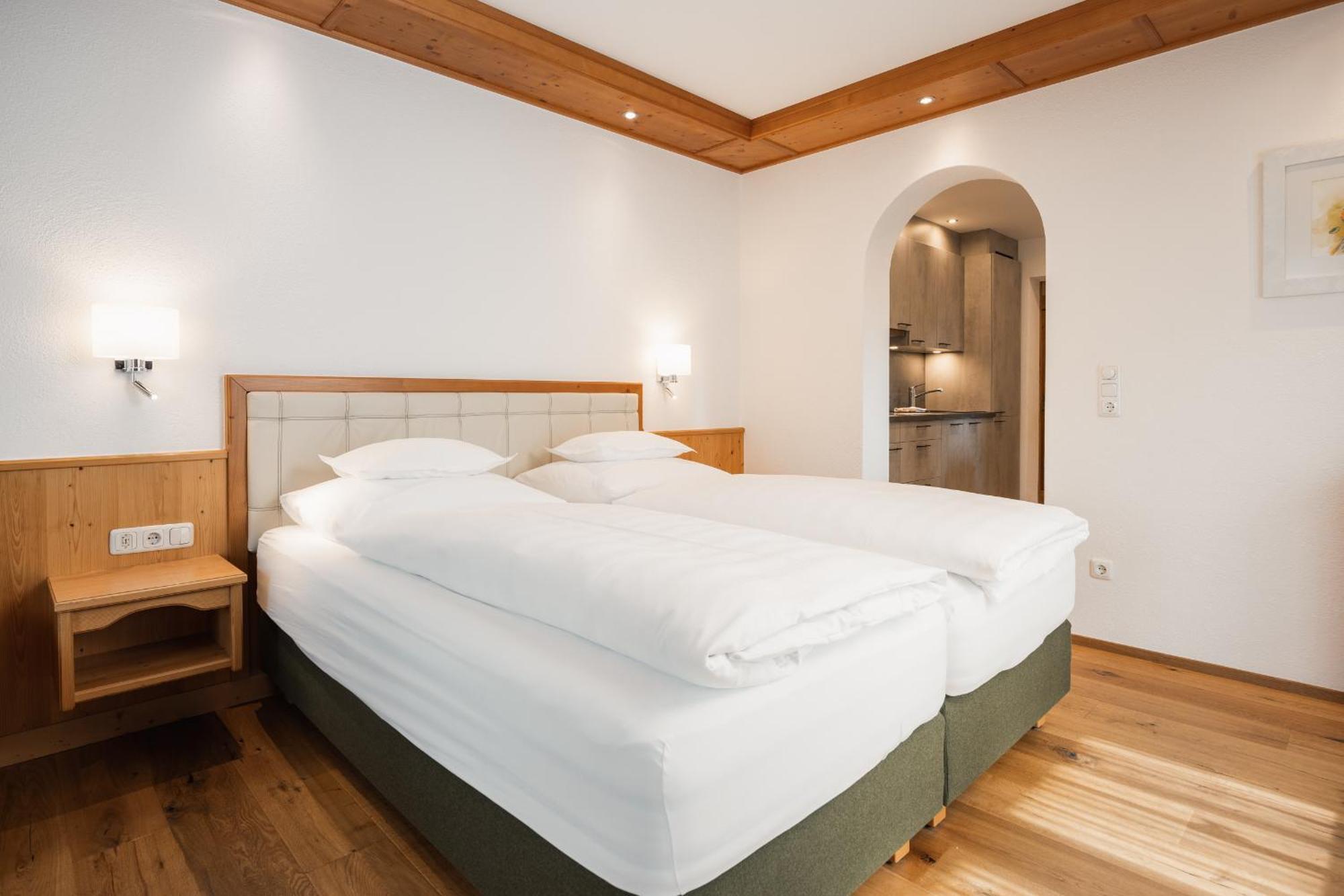 Jochum Hotel Garni Fiss Rum bild